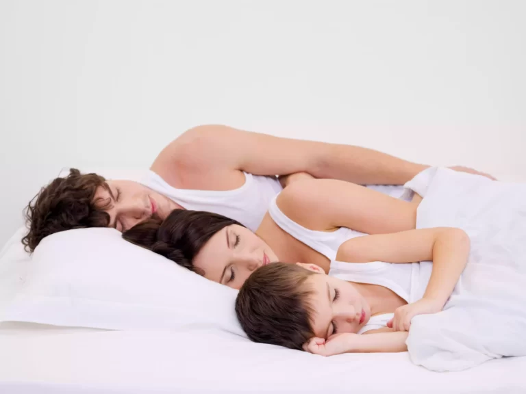 personas durmiendo