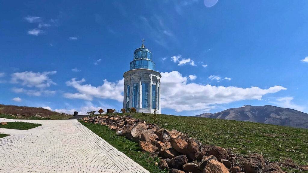 Iglesia de cristal de los santos ángeles